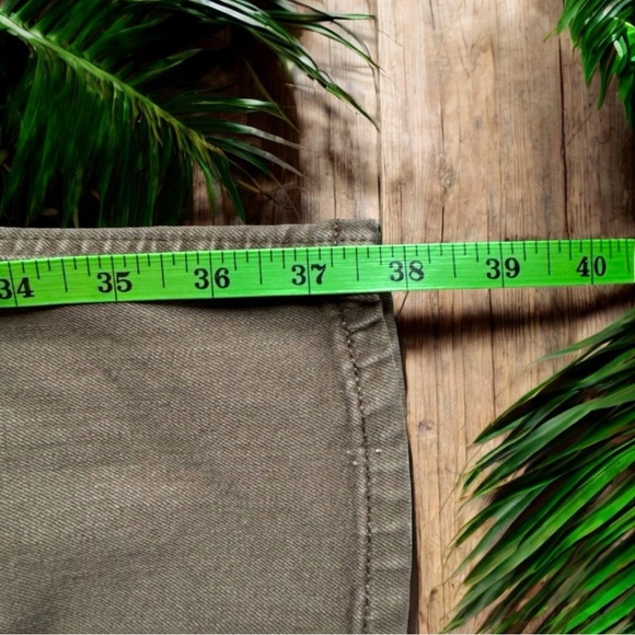 SANCTUARY Army Green Pants w/ Zipper Detail - Size 31 - Picture 8 of 11